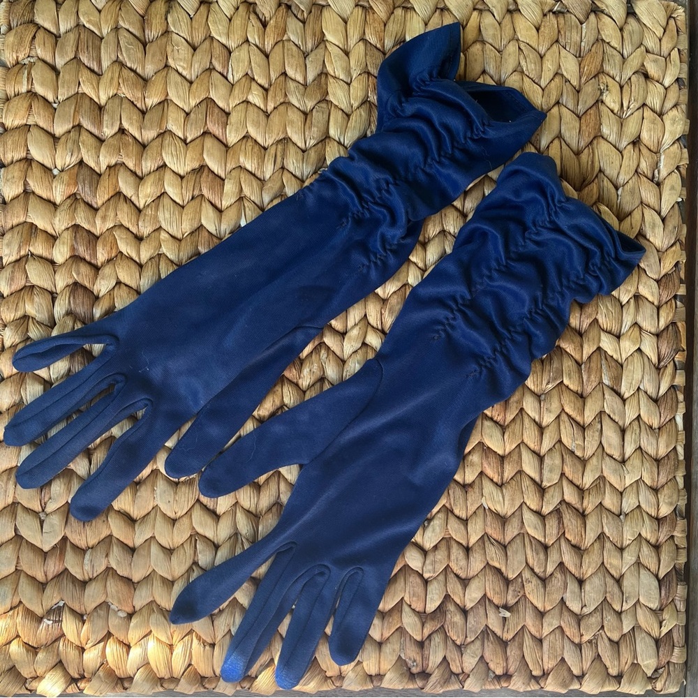 Blue Gloves With Wrist Ruching Detail